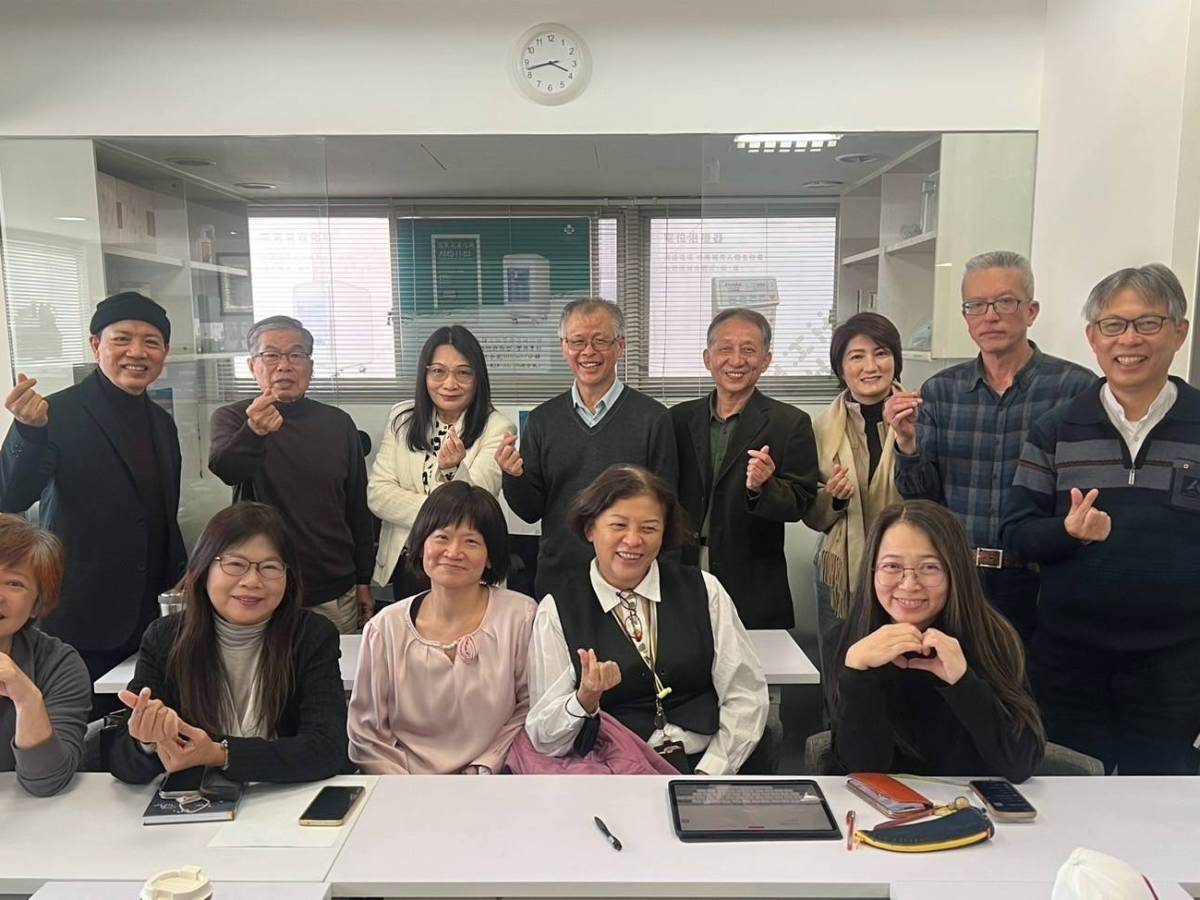 邱文通發起　AI助你寫精彩自傳