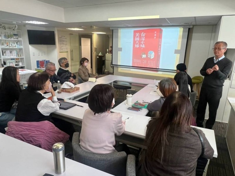 邱文通樂於分享　AI陪你寫自傳