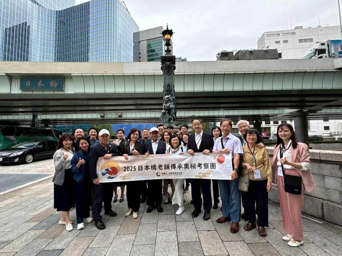 考察百年企業　王建彬獨有所見