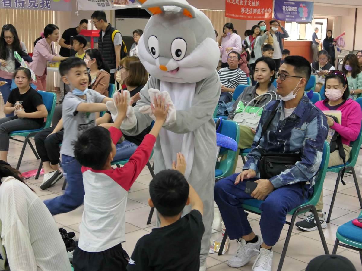 打破刻板印象　英雄也愛做家事