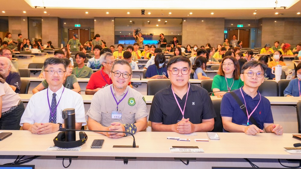 彭啟明帶頭鼓舞　環境治理革命